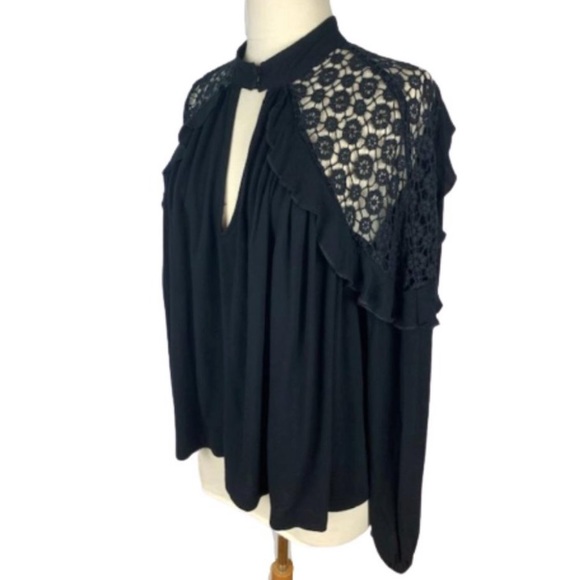 Free People Little Bit of Love Crochet Top Sz M - Picture 5 of 8